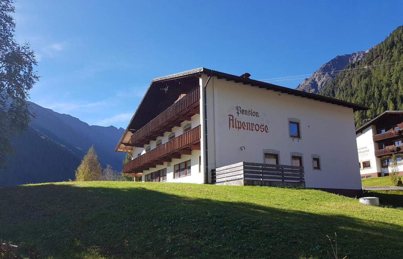 Pension Alpenrose Sankt Sigmund im Sellrain Eksteriør billede