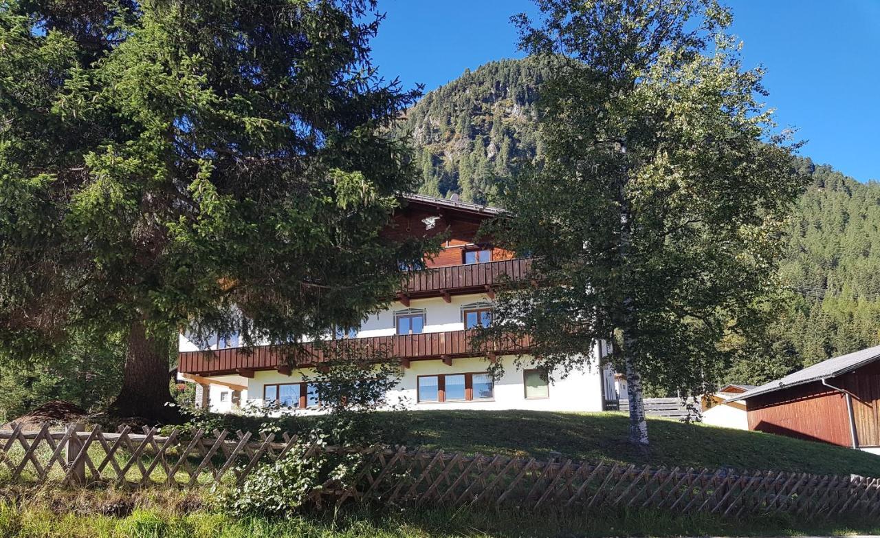 Pension Alpenrose Sankt Sigmund im Sellrain Eksteriør billede